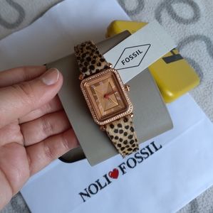 FOSSIL ES4684 Cheetah print genuine leather watch